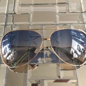 Ladies fashion sunglasses